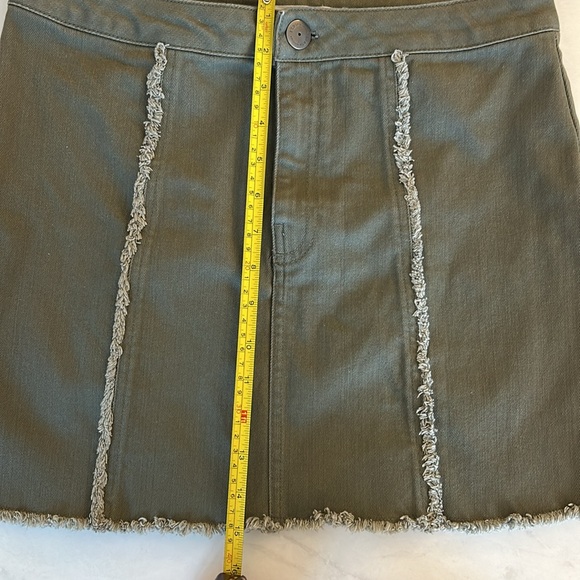 BCBGeneration Green Denim Mini Skirt Size 27 - Picture 8 of 8